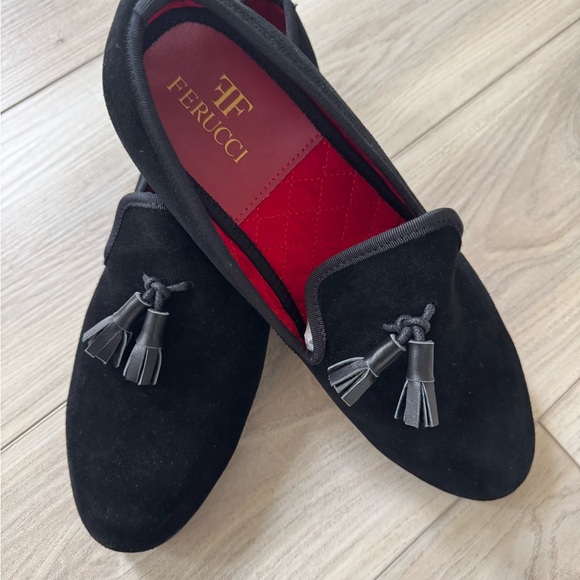 FERUCCI BLACK SUEDE WITH LEATHER TASSEL  LOAFER SHOES  SIZE 10 PROM WEDDING LOA…
